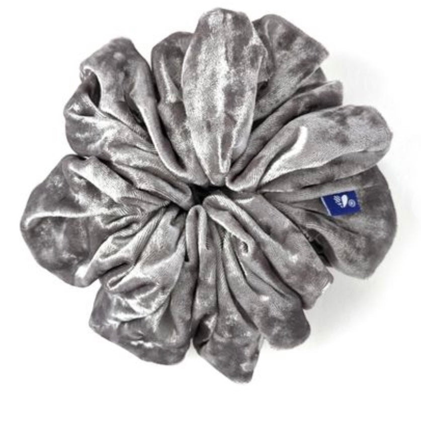Oversized Luna Scrunchie