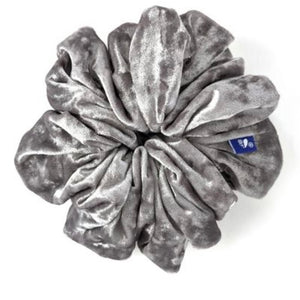 Oversized Luna Scrunchie